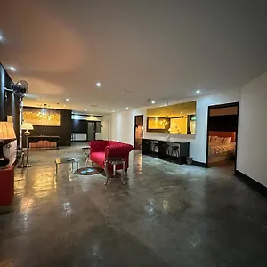 Cj House Station 18 2*, Ipoh Malaysia